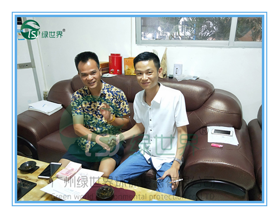 簽合同02_副本.jpg
