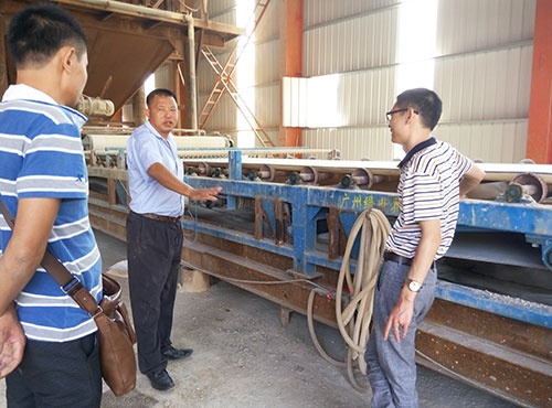 福建彰州帶式洗砂機(jī)運(yùn)行案例 福建彰州帶式洗砂機(jī)運(yùn)行案例